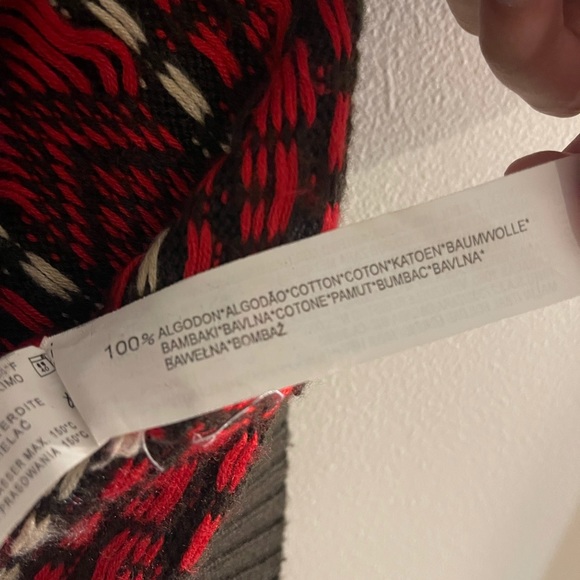 Zara Basic Hoodie Sweater in Dark Brown and Red - Picture 9 of 10